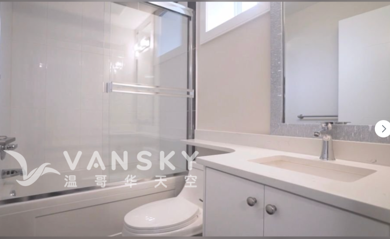 251206011706_7178 bathrm1.png